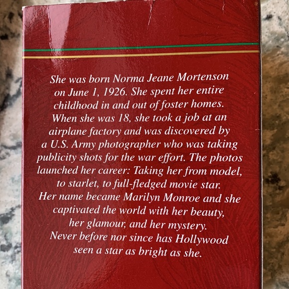 1999 Carlton Cards Heirloom Collection Hollywood Marilyn Monroe Ornament - Picture 2 of 8